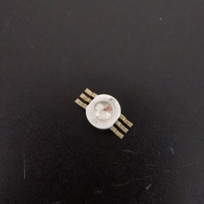RW 2.2V - 2.8V / G 3V - 3.6V / B 3V - 3.6V के साथ 9W हाई पावर एलईडी मॉड्यूल