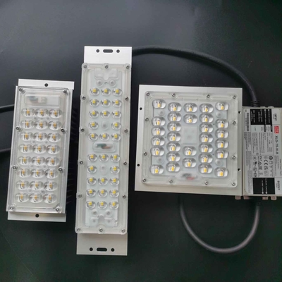 50W SMD 5050 एलईडी स्ट्रीट लाइट घटक, एलईडी लेंस 236x70mm 130x130mm