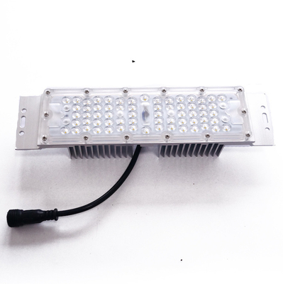 हीट सिंक के साथ वाटरप्रूफ एलईडी स्ट्रीट लाइट मॉड्यूल 48V 50W SMD3030